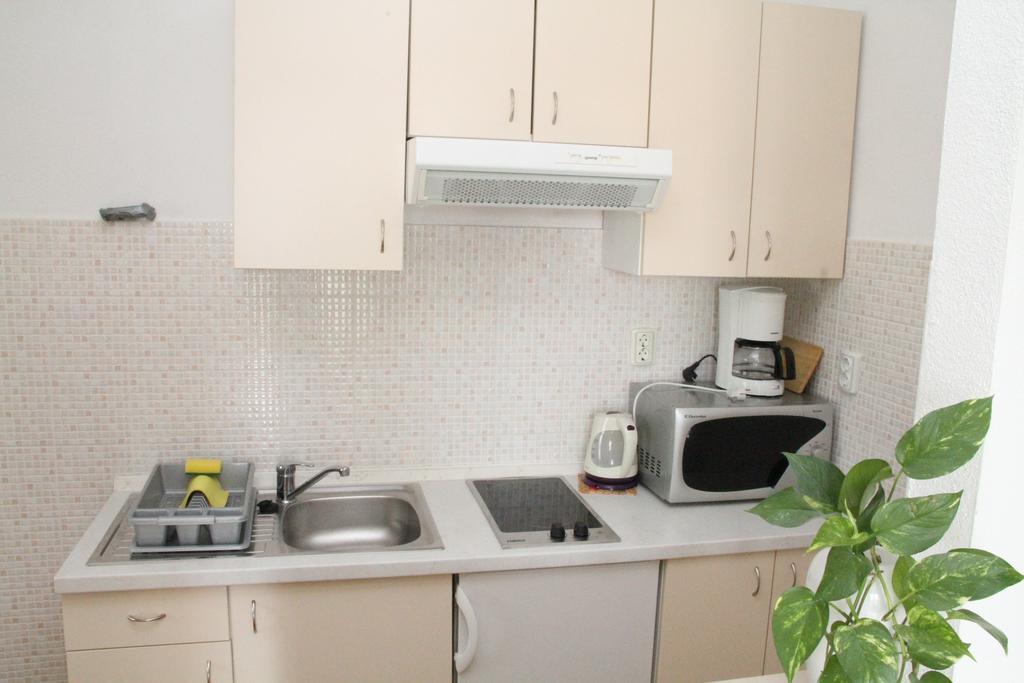 Milic Apartments Makarska Ruang foto