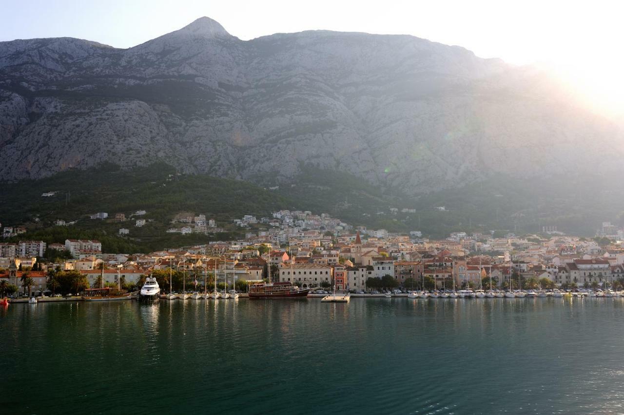 Milic Apartments Makarska Bagian luar foto