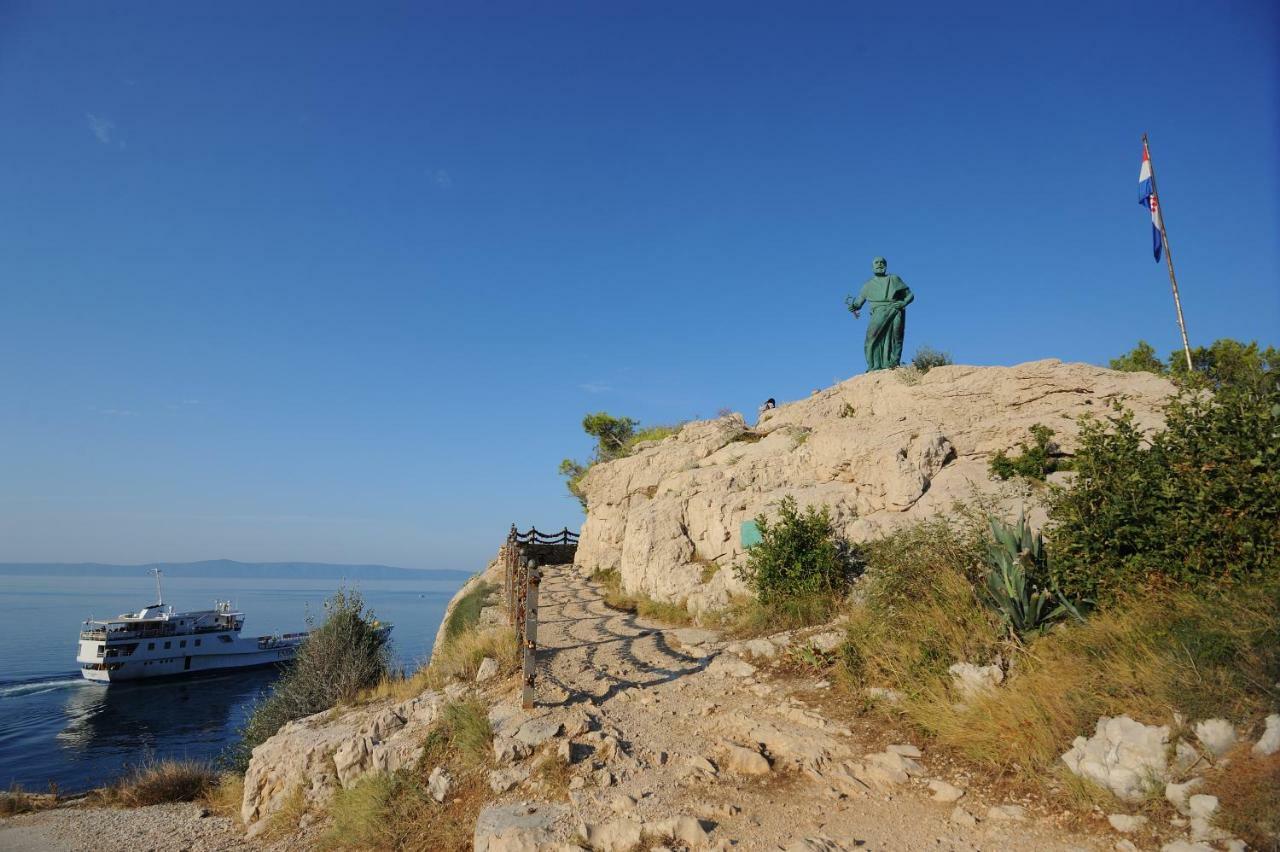 Milic Apartments Makarska Bagian luar foto